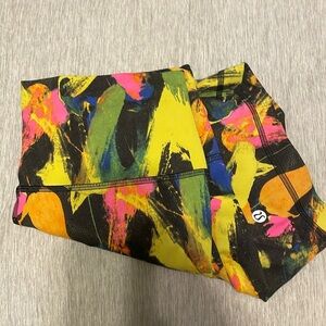 Lululemon shorts high waisted size 10 like new